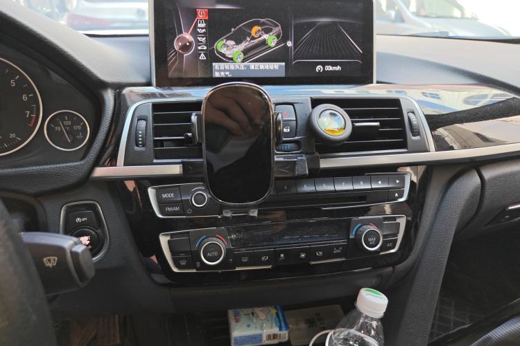 Used BMW 3 Series 2017 320Li Fashion Model Audio And AC Panel