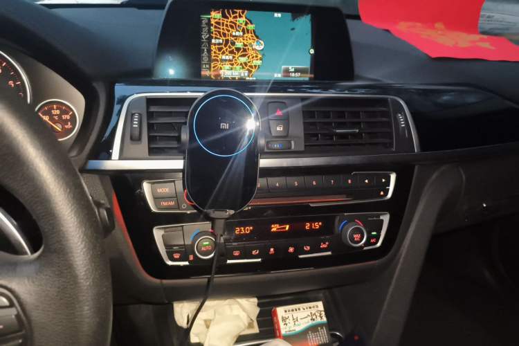 Used BMW 3 Series 2017 320Li M Sport Edition Audio And AC Panel