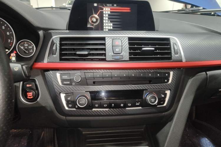 Used BMW 3 Series 2017 320Li M Sport Edition Audio And AC Panel