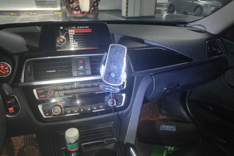 Used BMW 3 Series 2017 320Li M Sport Edition Audio And AC Panel