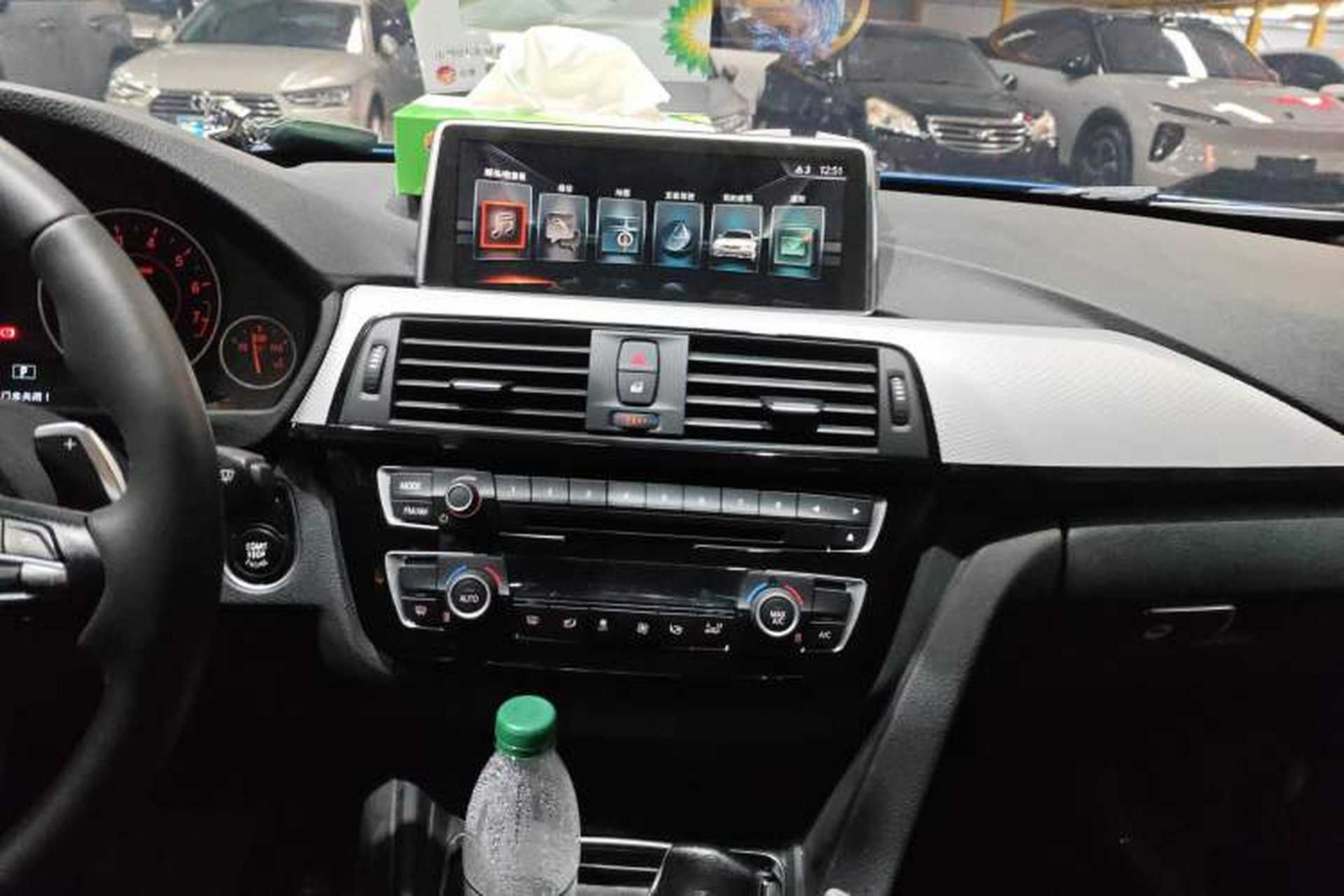 Used BMW 3 Series 2017 320i M Sport Audio And AC Panel