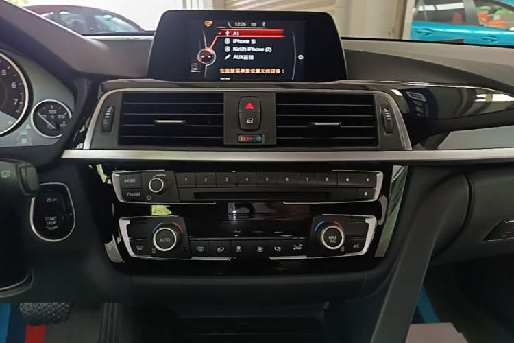 Used BMW 3 Series 2017 320Li M Sport Edition Audio And AC Panel