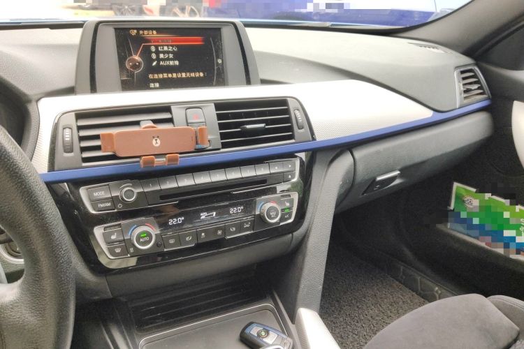 Used BMW 3 Series 2017 320i M Sport Audio And AC Panel