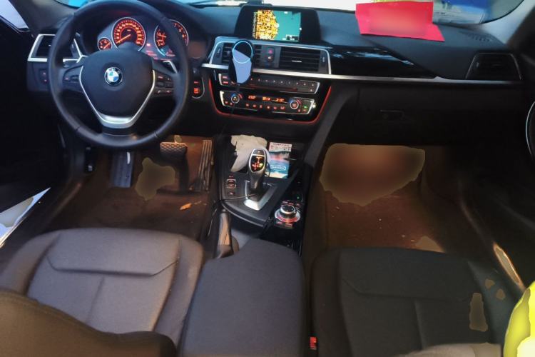 Used BMW 3 Series 2017 320Li M Sport Edition Center Console