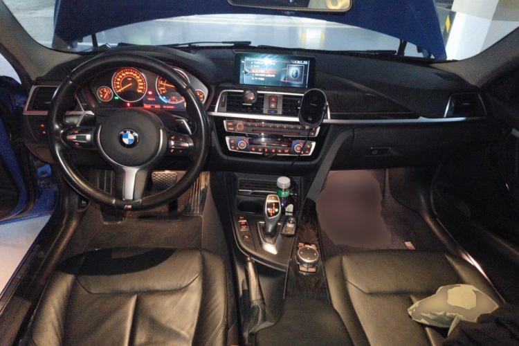 Used BMW 3 Series 2017 330Li M Sport Edition Center Console