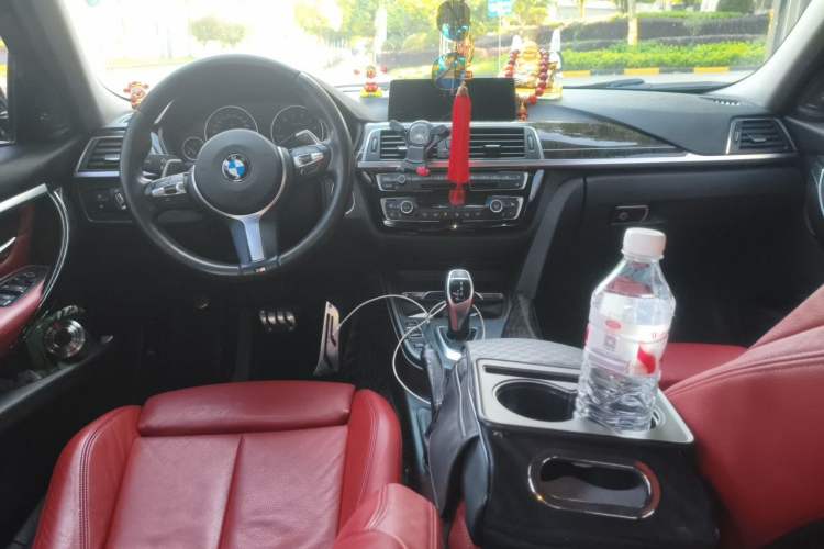 Used BMW 3 Series 2017 330Li M Sport Edition Center Console