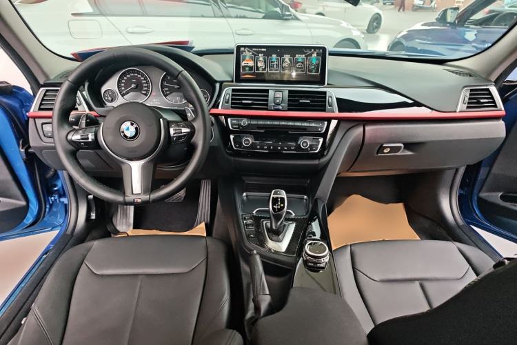 Used BMW 3 Series 2017 320Li M Sport Edition Center Console