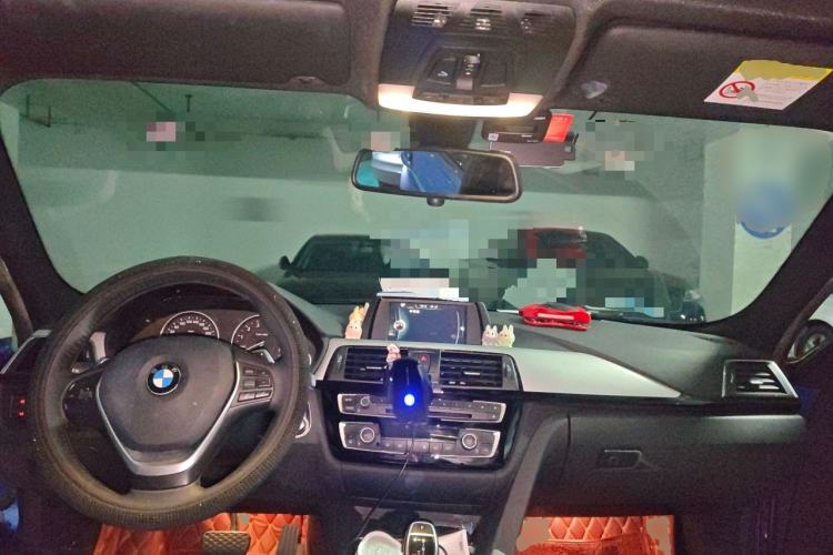 Used BMW 3 Series 2017 320i M Sport Center Console