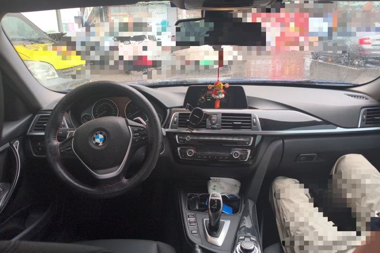 Used BMW 3 Series 2017 320Li M Sport Edition Center Console
