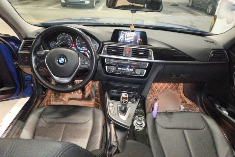 Used BMW 3 Series 2017 320Li M Sport Edition Center Console