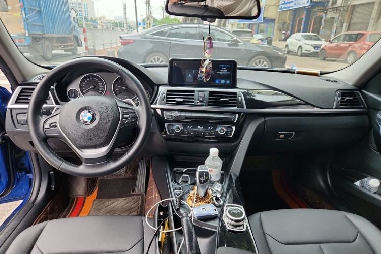 Used BMW 3 Series 2017 320Li M Sport Edition Center Console