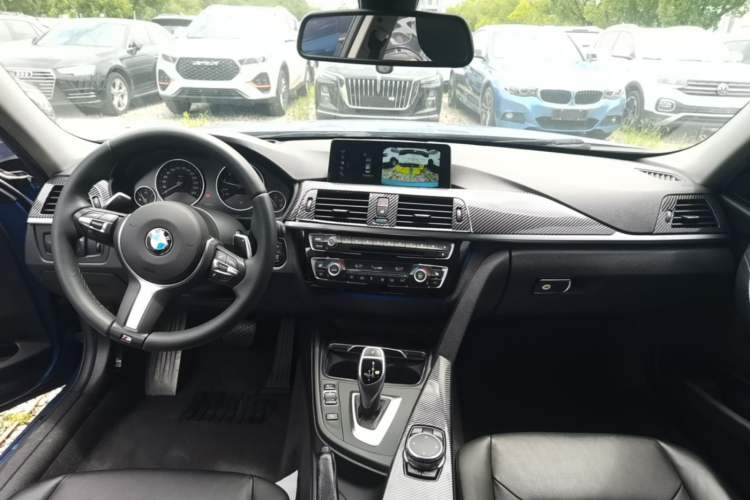 Used BMW 3 Series 2017 330Li M Sport Edition Center Console
