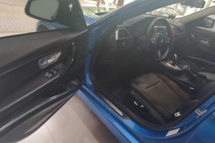 Used BMW 3 Series 2017 320Li M Sport Edition Driver Seat