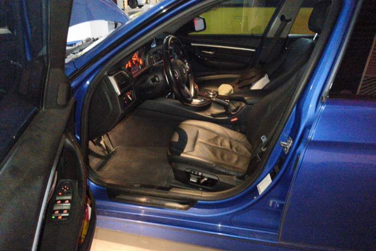 Used BMW 3 Series 2017 330Li M Sport Edition Driver Seat