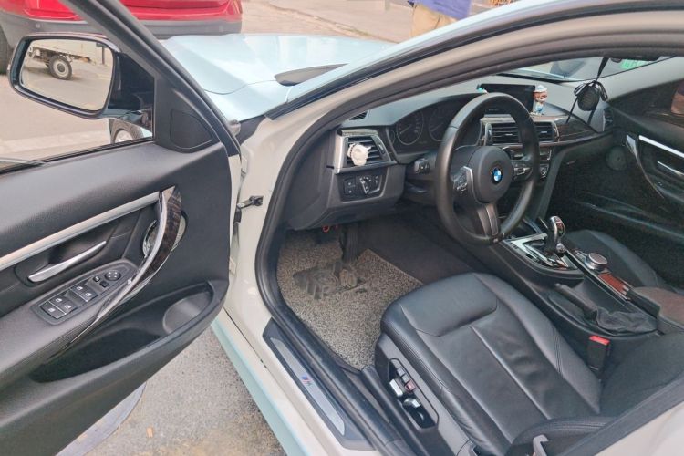 Used BMW 3 Series 2017 330Li M Sport Edition Driver Seat