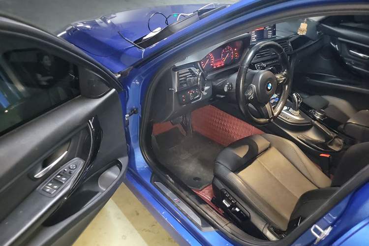 Used BMW 3 Series 2017 320Li M Sport Edition Driver Seat