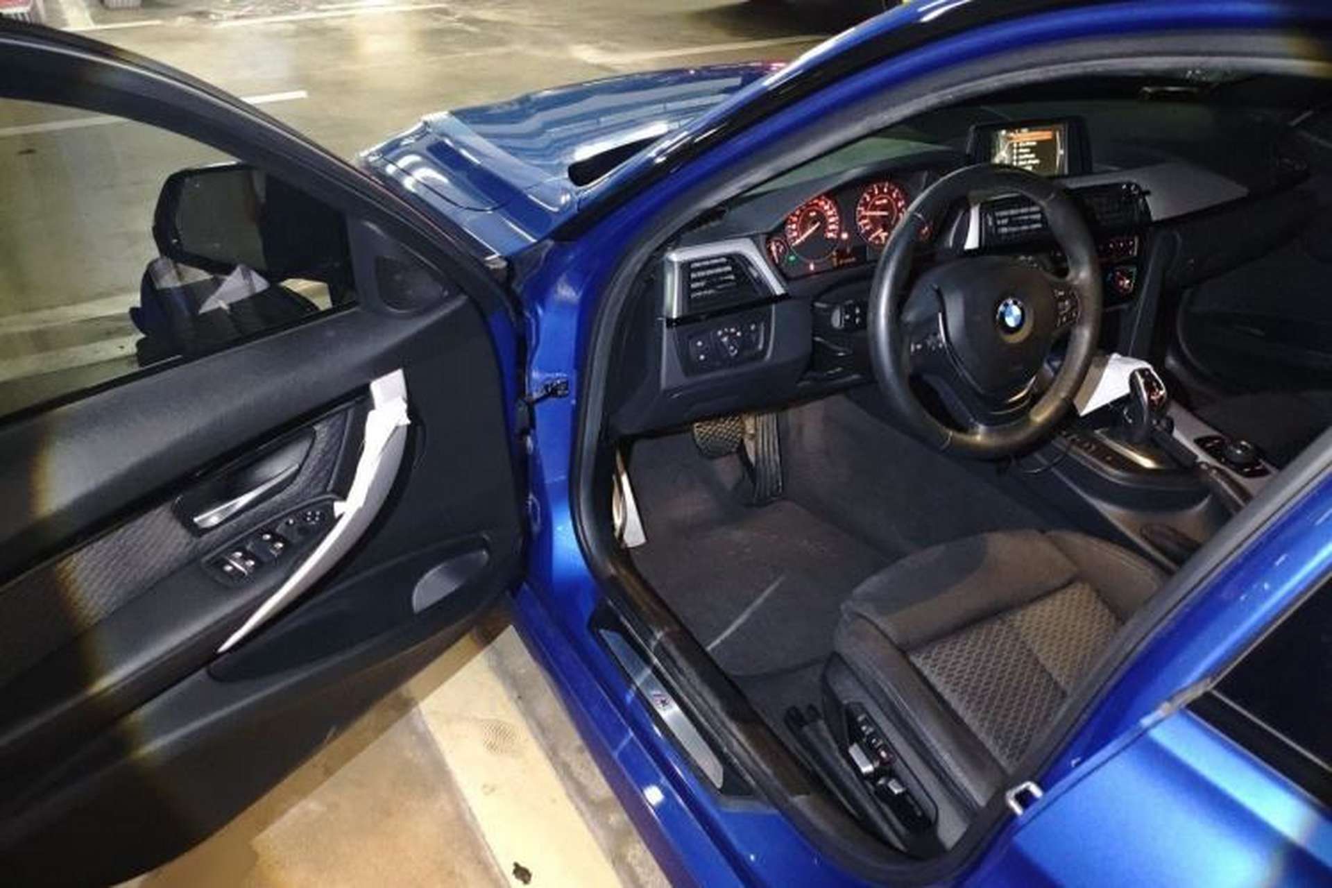 Used BMW 3 Series 2017 320i M Sport Driver Seat