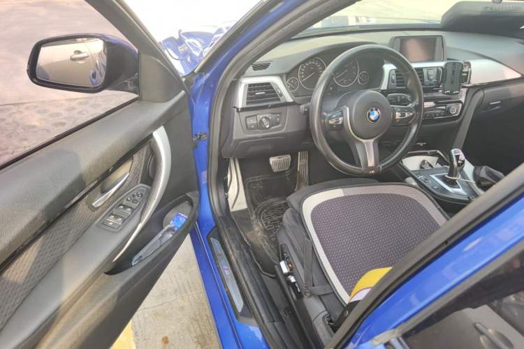 Used BMW 3 Series 2017 320i M Sport Driver Seat
