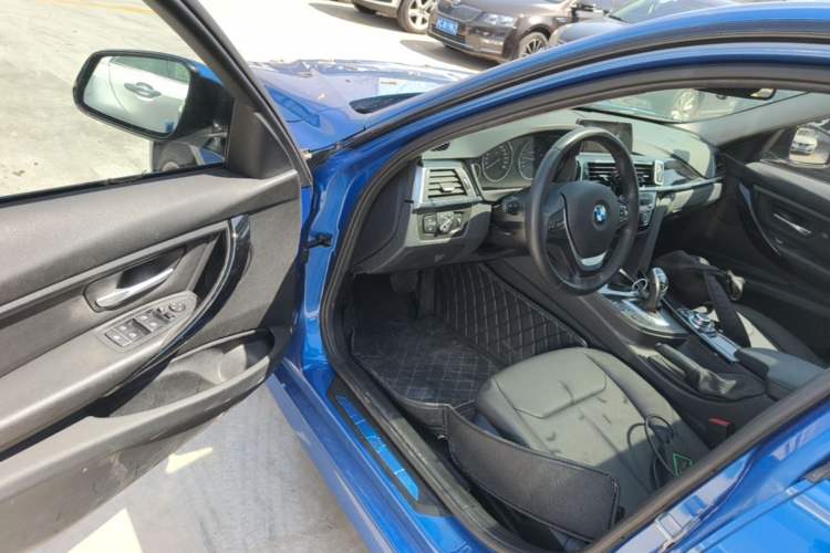 Used BMW 3 Series 2017 320Li M Sport Edition Driver Seat