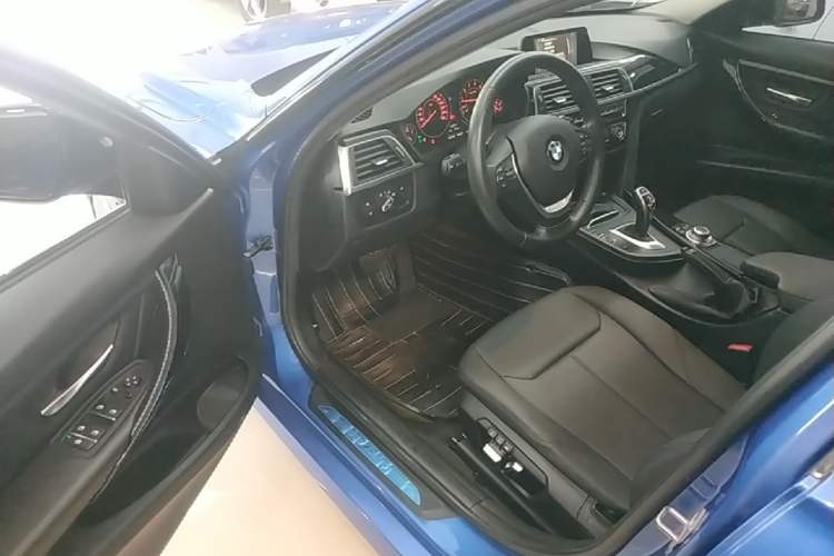 Used BMW 3 Series 2017 320Li M Sport Edition Driver Seat