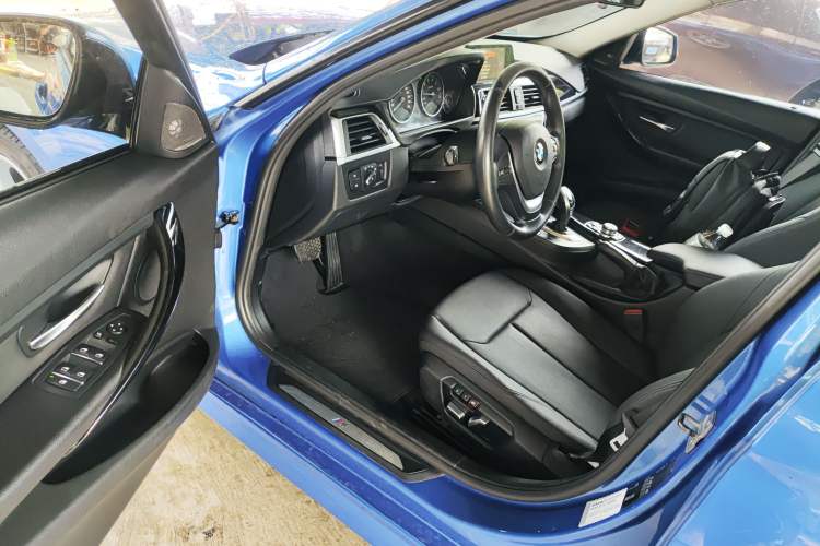 Used BMW 3 Series 2017 320Li M Sport Edition Driver Seat