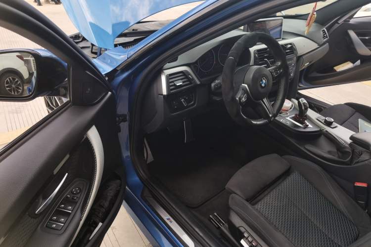 Used BMW 3 Series 2017 320i M Sport Driver Seat