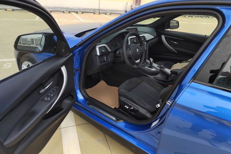 Used BMW 3 Series 2017 320i M Sport Driver Seat