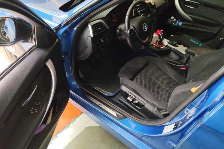 Used BMW 3 Series 2017 320i M Sport Driver Seat