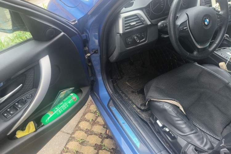 Used BMW 3 Series 2017 320i M Sport Driver Seat