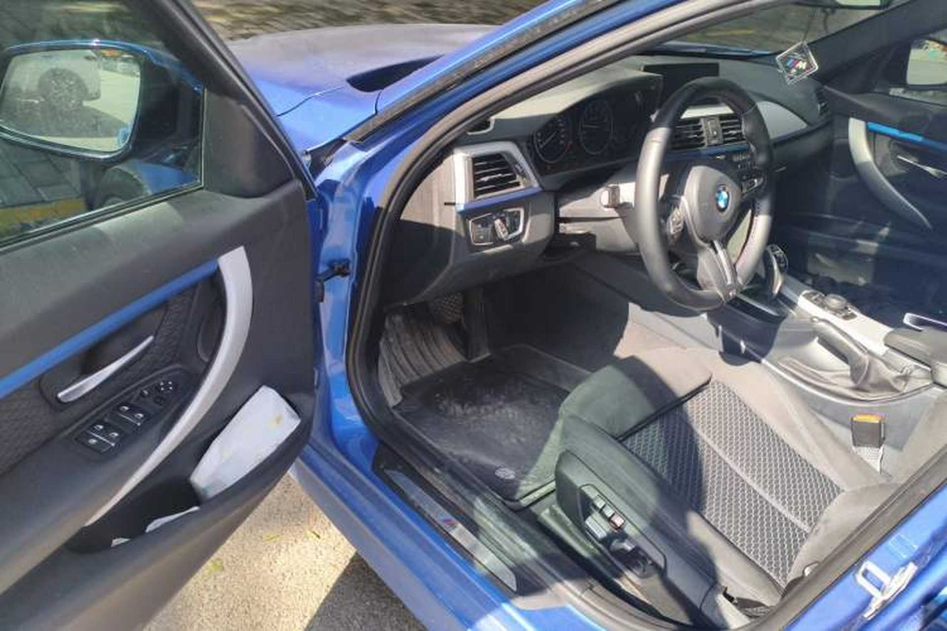 Used BMW 3 Series 2017 320i M Sport Driver Seat