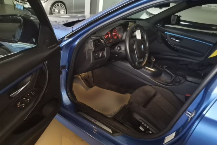 Used BMW 3 Series 2017 320i M Sport Driver Seat