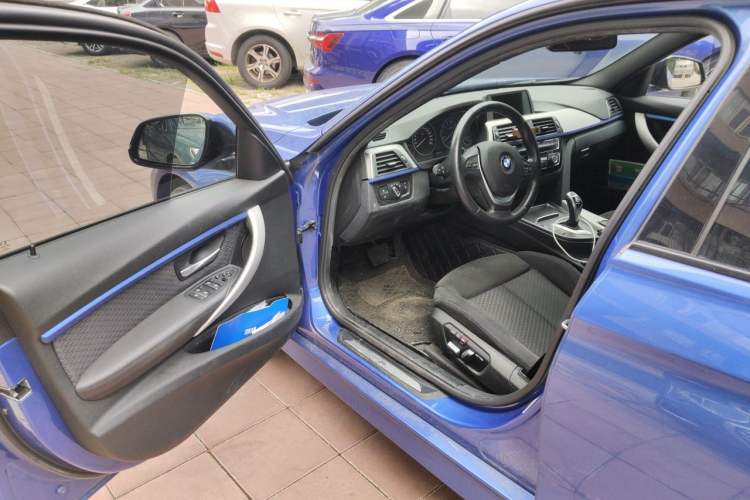 Used BMW 3 Series 2017 320i M Sport Driver Seat