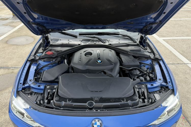 Used BMW 3 Series 2017 330i M Sport Edition Engine Bay