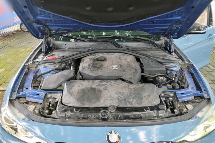 Used BMW 3 Series 2017 320i M Sport Engine Bay