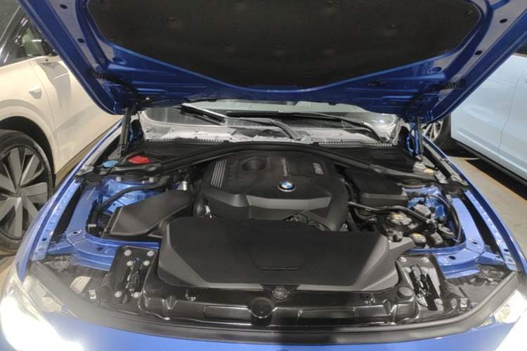Used BMW 3 Series 2017 320Li M Sport Edition Engine Bay