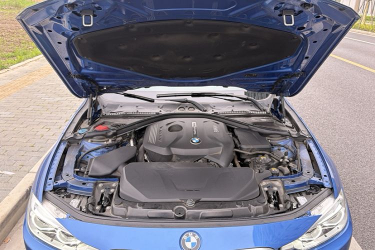 Used BMW 3 Series 2017 320Li M Sport Edition Engine Bay