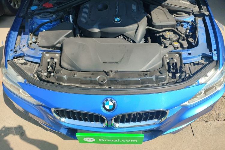 Used BMW 3 Series 2017 320i M Sport Engine Bay