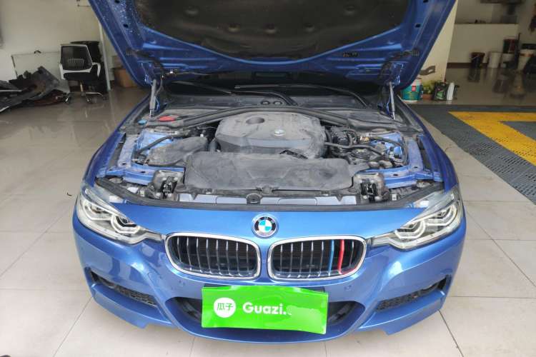 Used BMW 3 Series 2017 320i M Sport Engine Bay