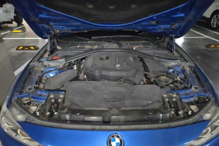 Used BMW 3 Series 2017 320i M Sport Engine Bay