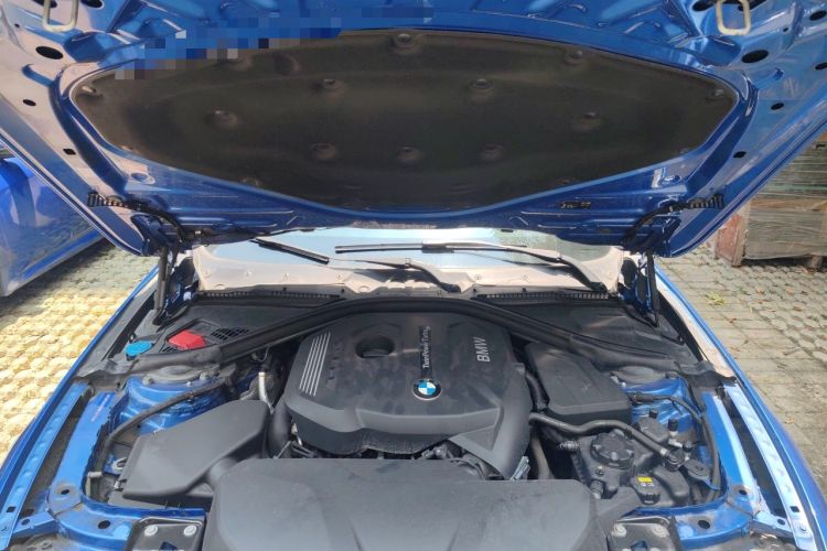 Used BMW 3 Series 2017 320i M Sport Engine Bay