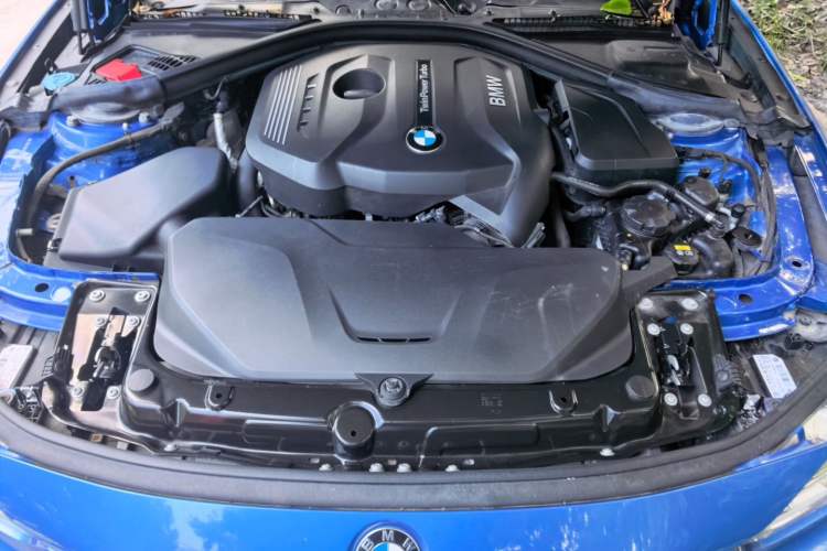 Used BMW 3 Series 2017 320i M Sport Engine Bay