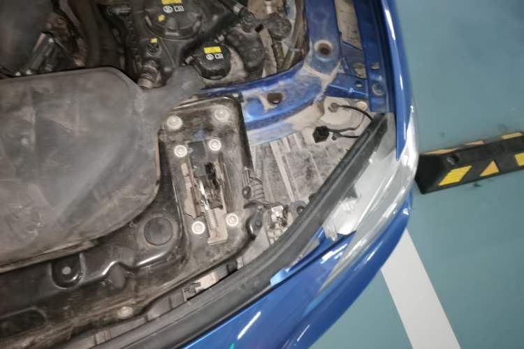 Used BMW 3 Series 2017 320Li M Sport Edition Engine Bay Left