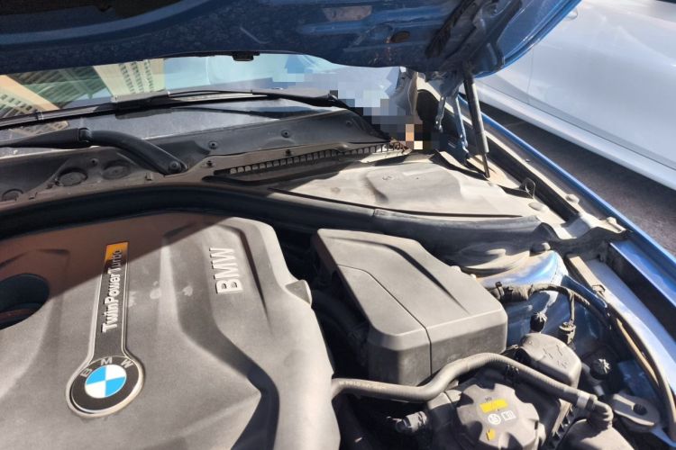 Used BMW 3 Series 2017 330Li M Sport Edition Engine Bay Left