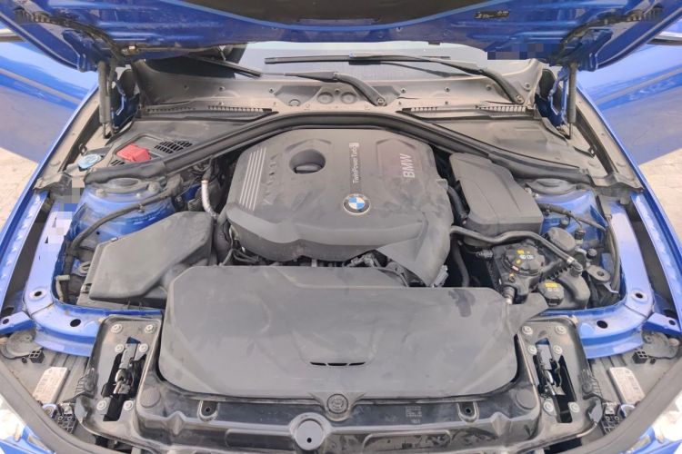 Used BMW 3 Series 2017 320i M Sport Engine Bay