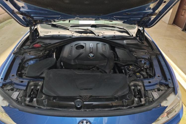 Used BMW 3 Series 2017 320i M Sport Engine Bay