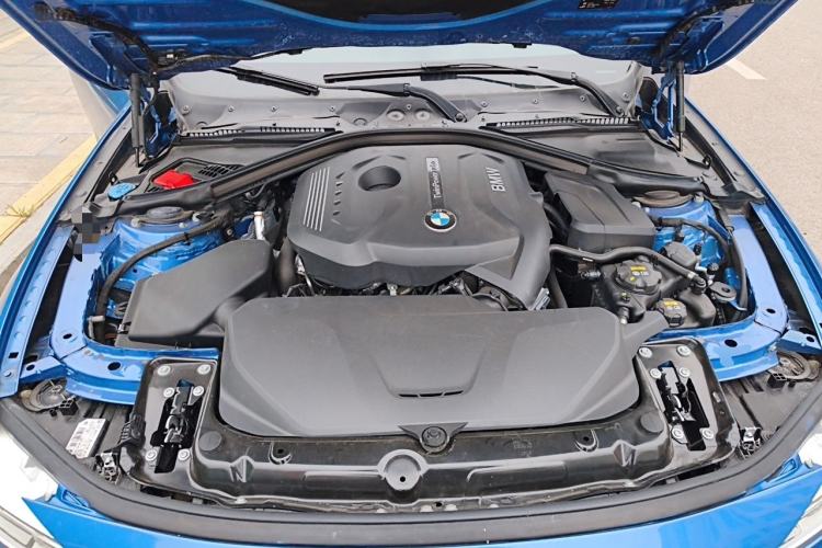 Used BMW 3 Series 2017 320i M Sport Engine Bay