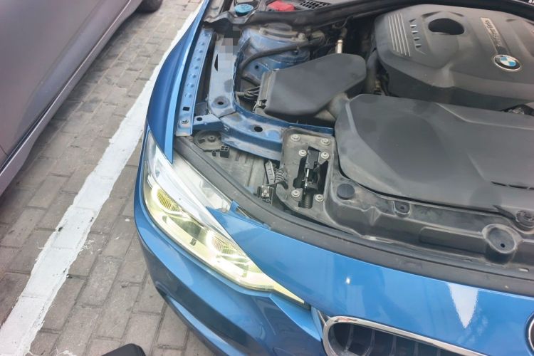 Used BMW 3 Series 2017 320Li M Sport Edition Engine Bay Right