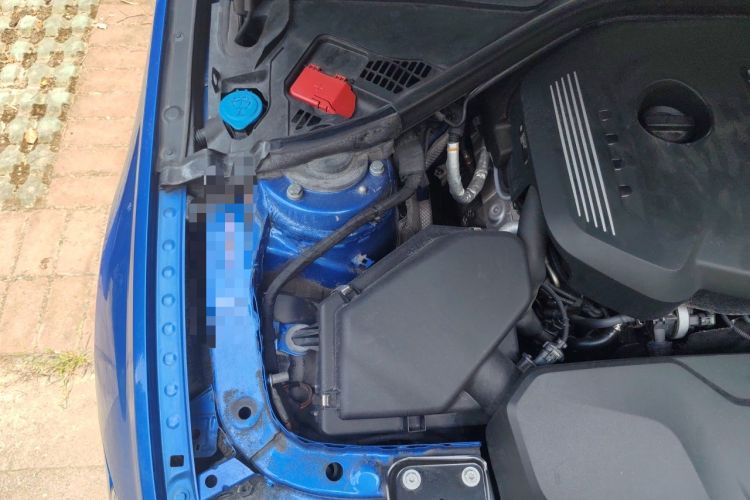 Used BMW 3 Series 2017 320i M Sport Engine Bay Right