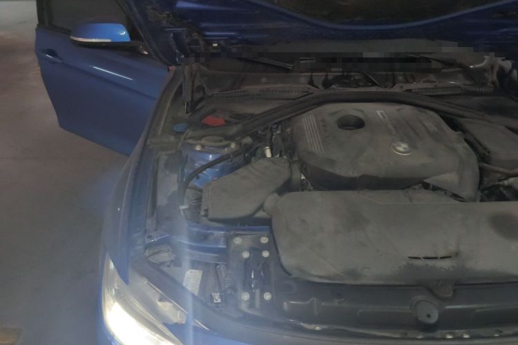 Used BMW 3 Series 2017 320Li M Sport Edition Engine Bay Right