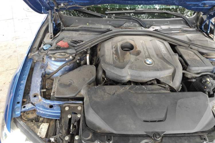 Used BMW 3 Series 2017 320Li M Sport Edition Engine Bay Right